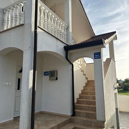 Apartmani I Soba Mia Porec Exterior photo